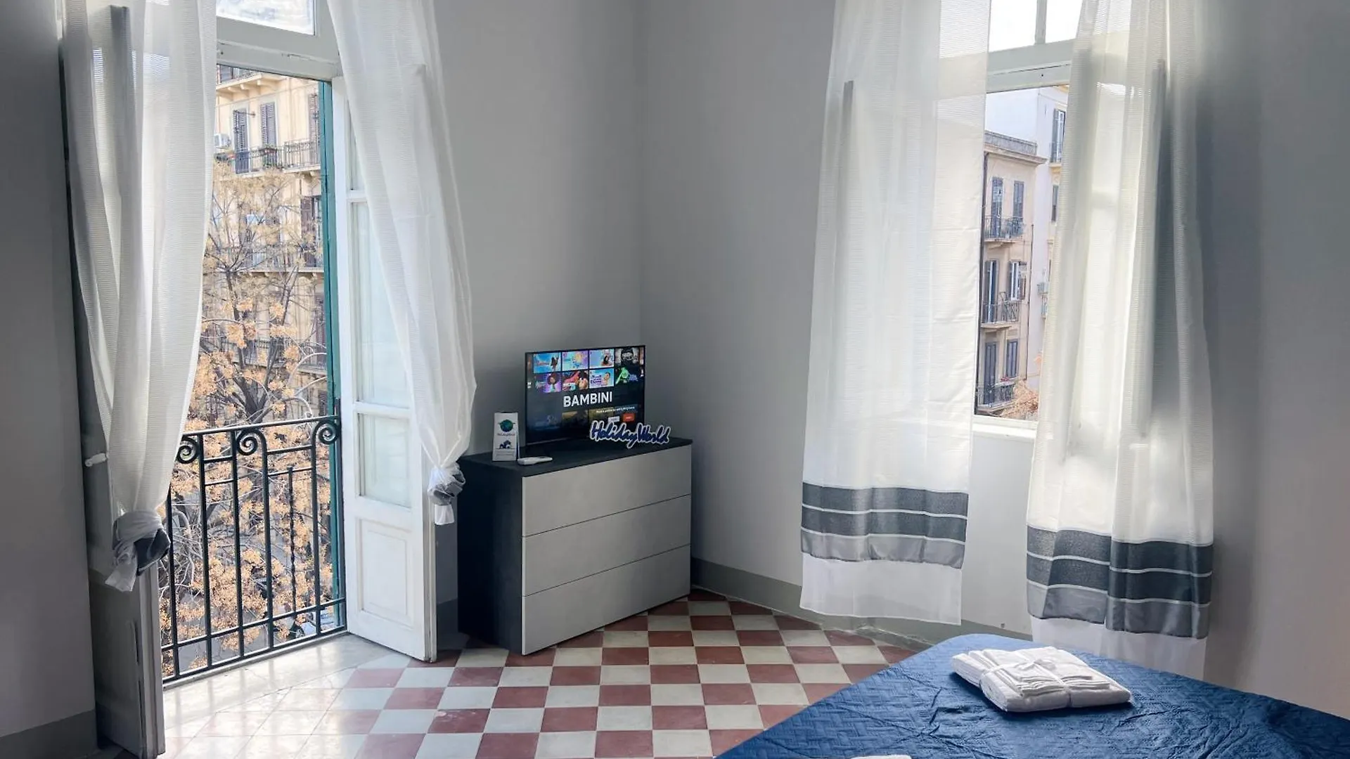 Apartamento La Casa Del Marchingegno By Holiday World Palermo Itália